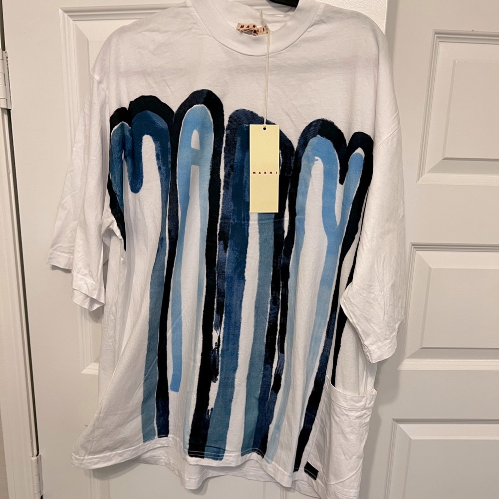 100%authentic Marni tshirt new with tags used fir a photoshoot